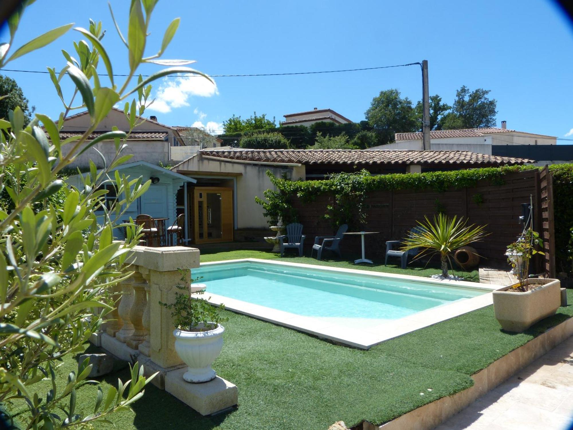 Eclats Du Sud Hebergements "Les Lavandes" Ou "Les Romarins" Meubles De Tourisme Classes 3 Etoiles Auriol ห้อง รูปภาพ